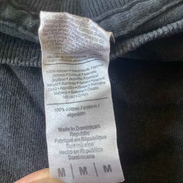 Gildan School Logo Tee - Image 5