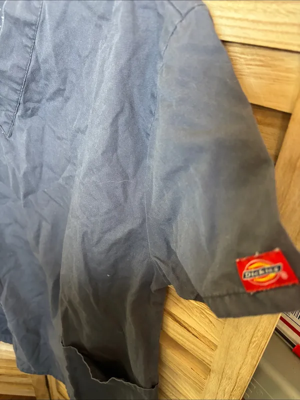 Dickies Dark Gray Scrub Top Small - Image 2