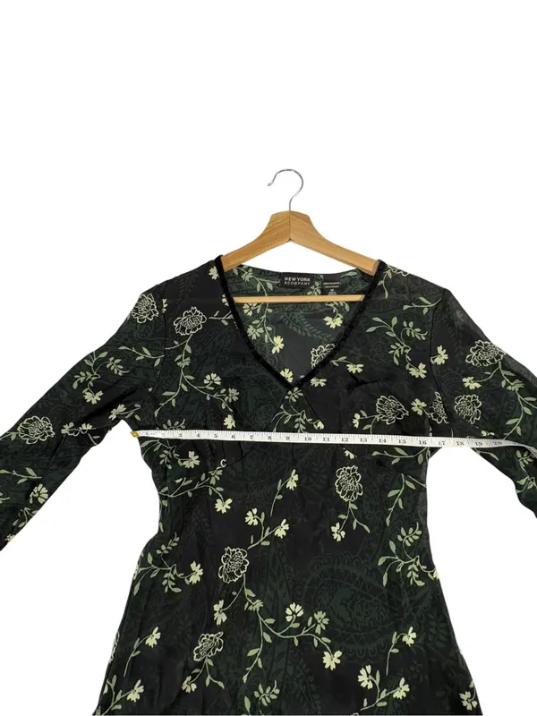 Vintage Y2K New York & Company Sheer Floral Blouse Whimsigoth Bell Sleeve M - Image 7