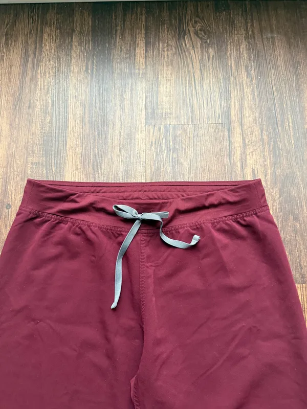 FIGS Women’s Burgundy Red Livingston Scrub Pants Hospital Nurse Medical- Size LP - Image 5