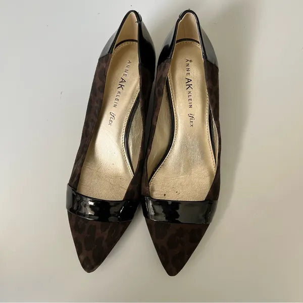Anne Klein AK iflex McKinley animal print size 9 in Y2K pointed kitten heel - Image 2