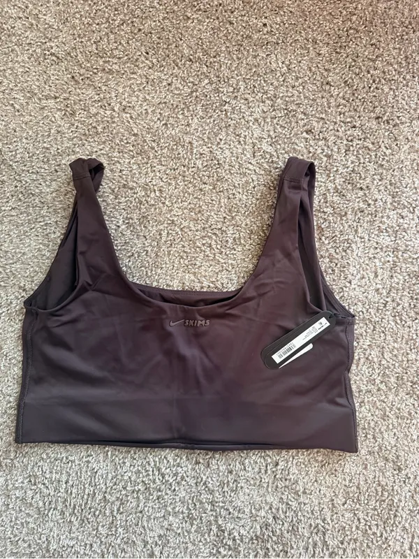 Nike x Skims SCOOP NECK BRA TOP in phoenix womens size large NWT - Image 6