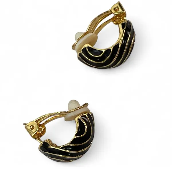 VINTAGE 70's Clip On Earrings Enamel Gold Tone Wave Modern Monet - Image 2