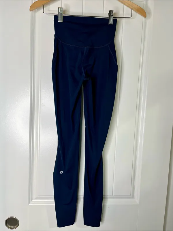 Lululemon Base Pace High-Rise Tight True Navy Size 0 Athletic Workout Classic - Image 2