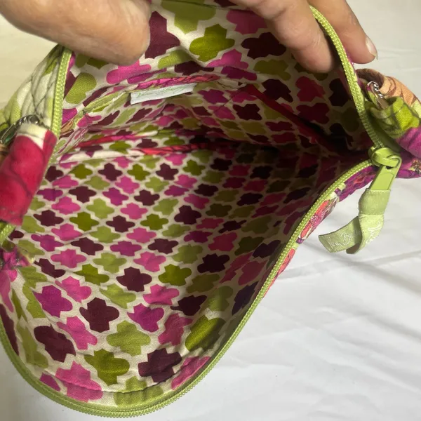 Vera Bradley Quilted Hipster Crossbody Bag - Hello Dolly Floral Pattern - Image 6
