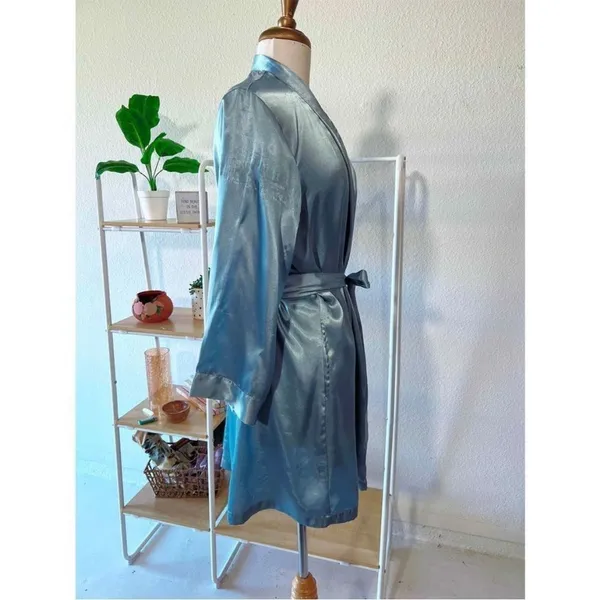 Ice Blue Grey Morgan Taylor Satin Robe Sz Medium - Image 5