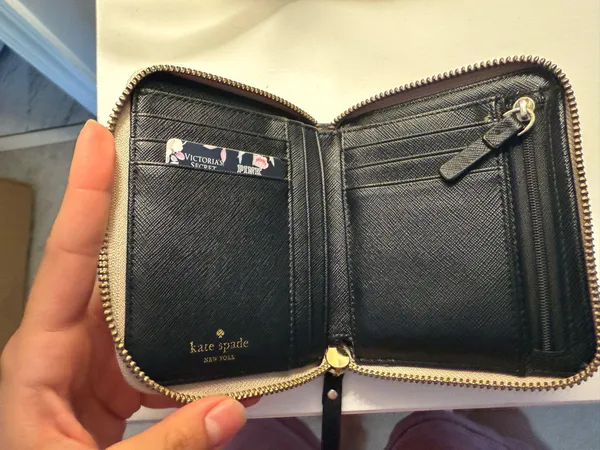 Kate Spade Wallet - Image 3