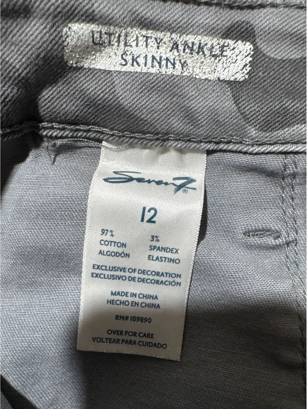 Gray Camouflage Pants with Front Pockets - Size 12 - Image 8