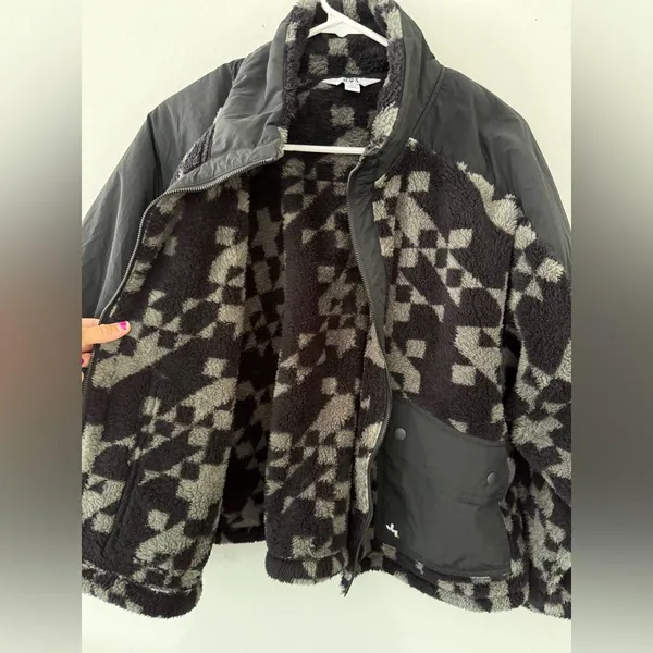 Joy Lab Oversized Checkered Loose Fit Fleece Cropped Jacket Black Green Size M L - Image 2
