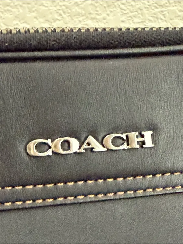 COACH C4148 Black Smooth Calf Leather Double Zip Graham Crossbody Camera Bag - Image 16