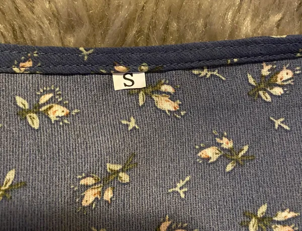 Cropped Floral Blouse - Image 2