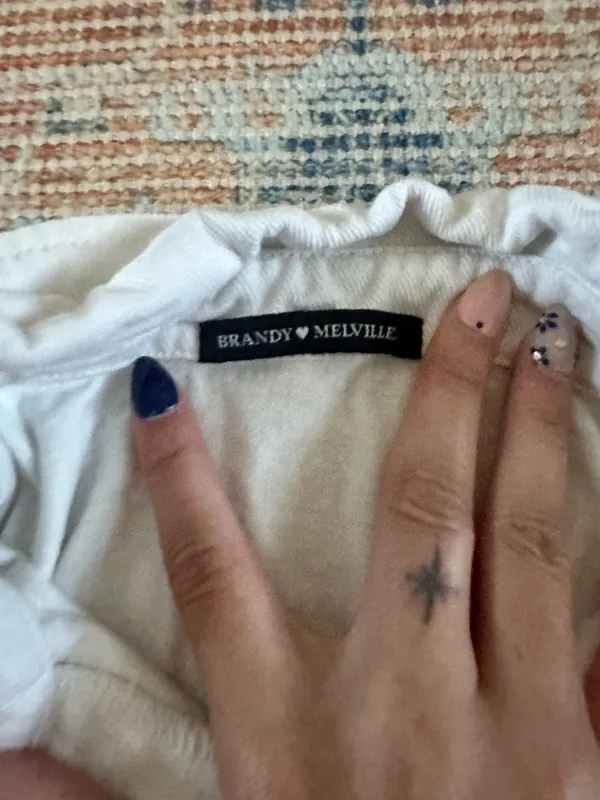 Brandy Melville White Button-Up Crop Top - Image 2