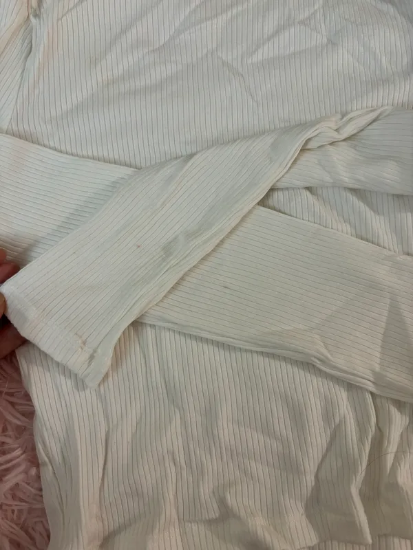 Aritzia Turtleneck Top - Image 3