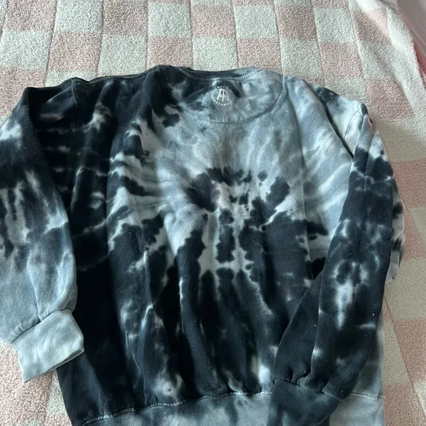 Black and White Tie-Dye Men's Sweater - Image 2