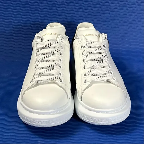 Women’s Alexander McQueen Larry Oversized White/Black Shoe Sz 38 1/2 Sz 7.5 US - Image 2