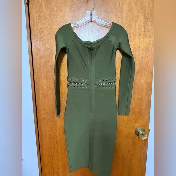 House of CB Elegant Olive Green Bodycon Dress - Image 4