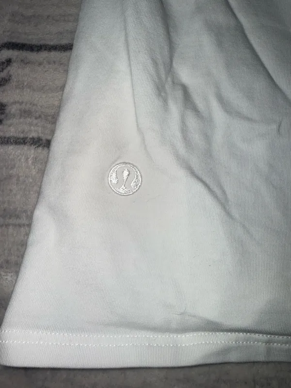 Lululemon Cotton Shoulder-Twist T-Shirt S White - Image 4