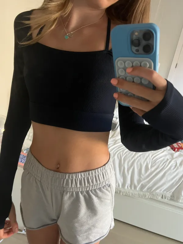 Halara Long Sleeve Crop Top - Image 3