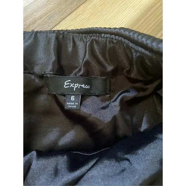 Express Sexy Black Ruffled Layers Strapless Body Hugging Cocktail Eve Dress 6 - Image 3