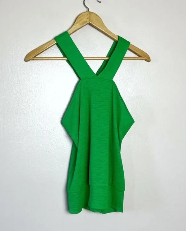 INC International Concepts SALE! Green Dressy Knotted Tank Size M Like New - Image 2