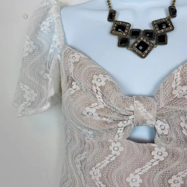 Bellevue the Label Short Sleeve Lace Mini Dress Small NWT - Image 4
