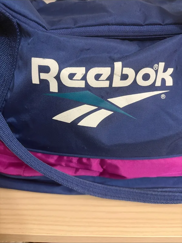 Reebok Vintage Blue and Magenta Duffel gym bag - Image 2