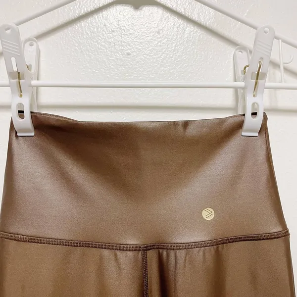 Savvi Mirage Liquid Leggings in Mocha - Image 7
