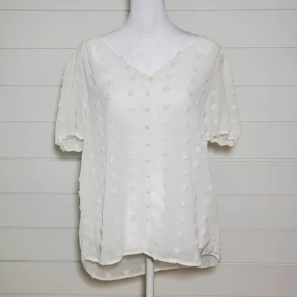 E&M Women’s Button Front Large Swiss Dot‎ White Top Short Sleeve V-Neck Size L - Image 2