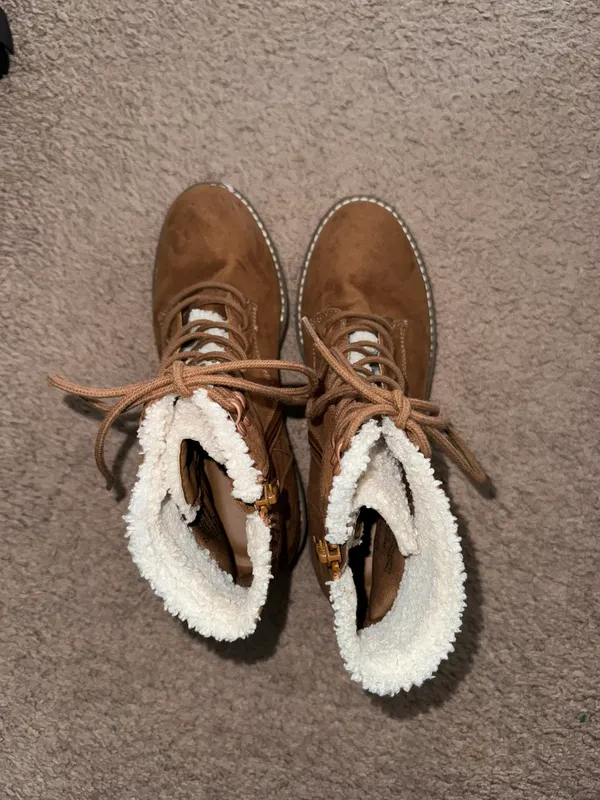Women’s Suede Booties  - Image 4