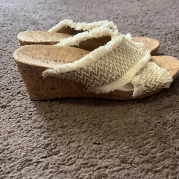 Lucky Brand Beige wedge - Image 2