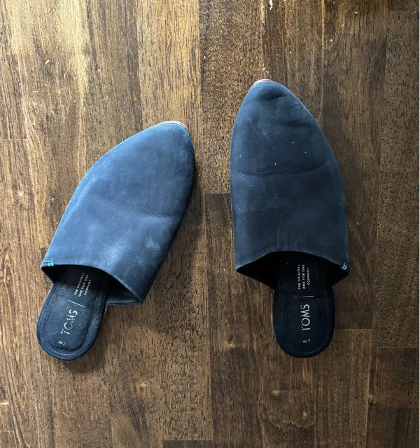 Toms Black Loafers - Image 2