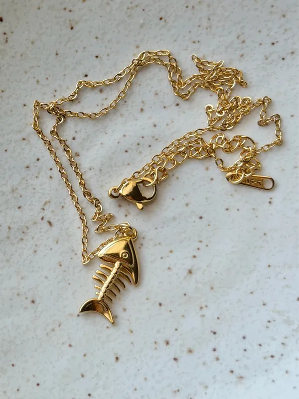 Handmade gold tone stainless steel fish necklace 🐟🌀 - Image 5