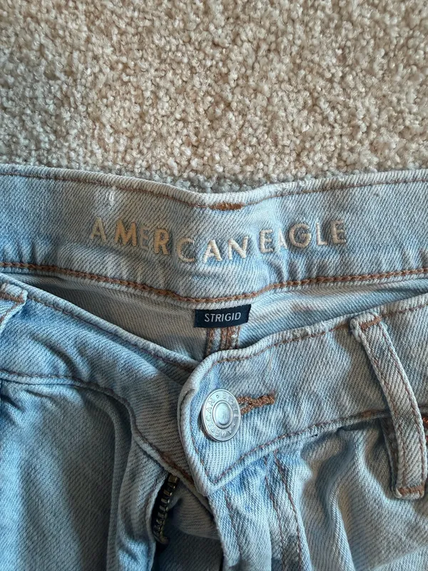American Eagle Shorts - Image 3