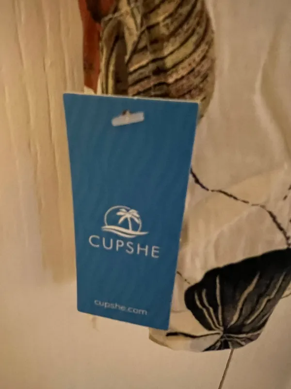 Cupshe Romper - Image 3