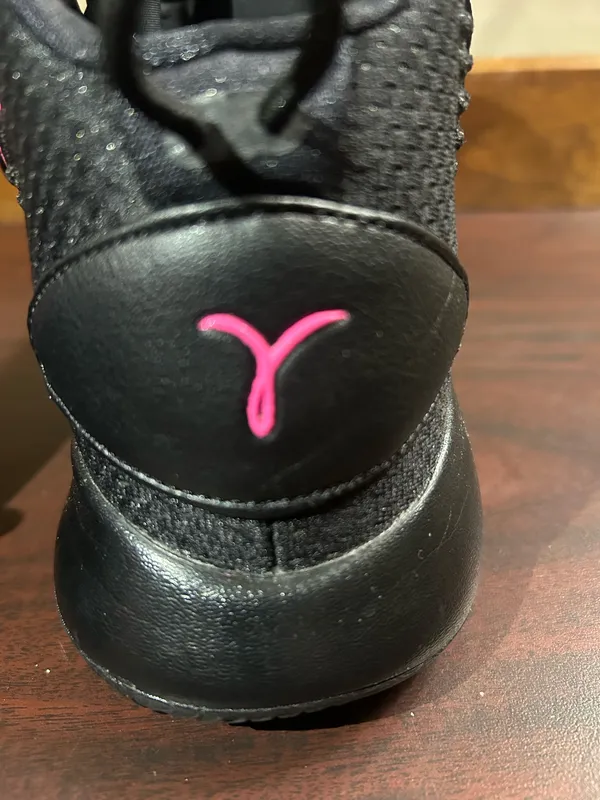 Nike Hyperdunk Basketball Shoes Women’s 7.5 - Image 6
