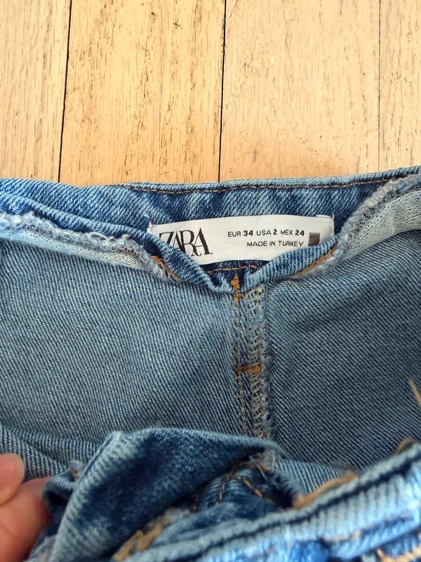 Zara Jeans - Image 2