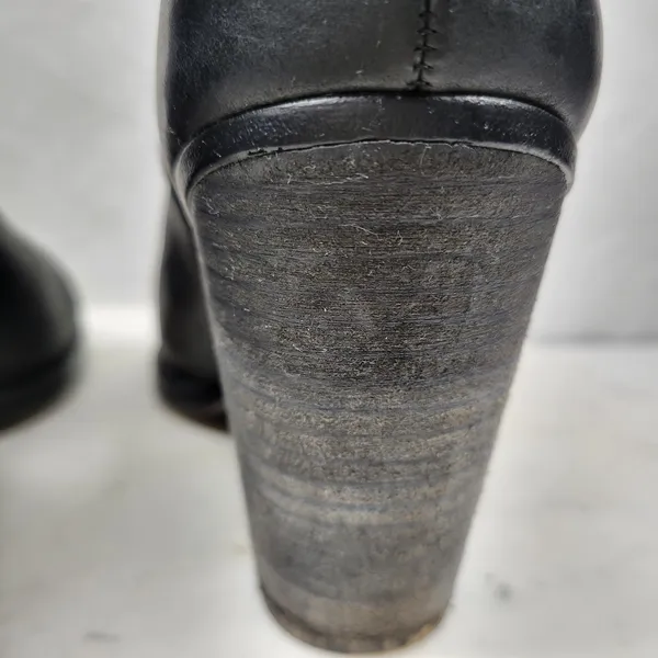 Vince‎ Camuto Helyn Ankle Boots Womens 8.5 Black Soft Leather Pull On Block Heel - Image 11