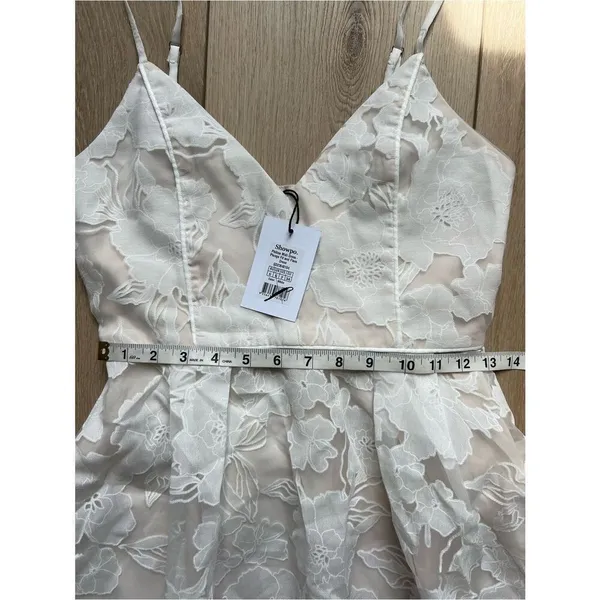 Showpo NWT Philine Midi Jacquard Plunge Dress Off White Size 2 - Image 16