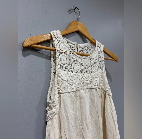 SALE! Cream Blu Pepper Sleeveless Peasant Top Size L EUC - Image 5