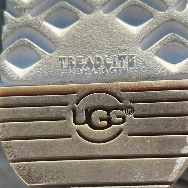 UGG Yellow Bow Platform Sandals Size 6.5 - Image 10
