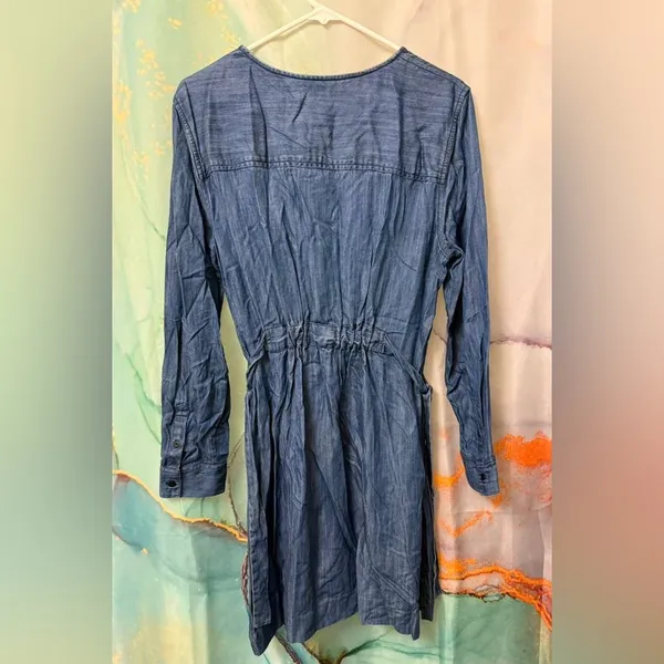 Club Monaco Rahma Dress In Denim Long-Sleeve Size: 12 - Image 3