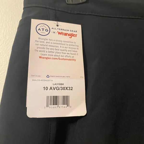 New NWT Womens Wrangler All Terrain Gear Black Shorts‎ Size 10 - Image 3