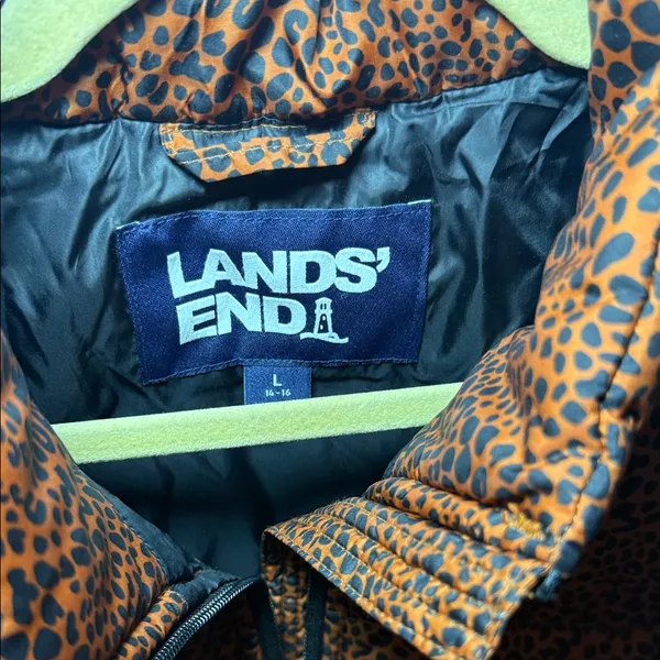 Lands'‎ End Leopard Print Puffer Vest - Image 4