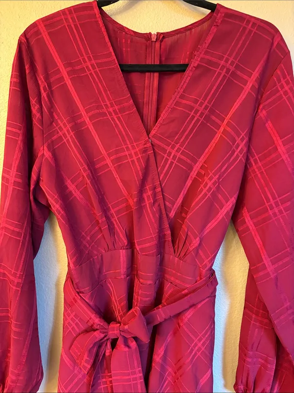 Selfie Leslie Burgundy Red V-Neck Ruffled Mini Romper - Image 12