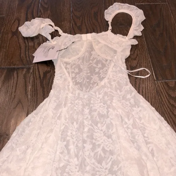 Princess Polly Mariea white frill mini dress new with tags size 0 - Image 11