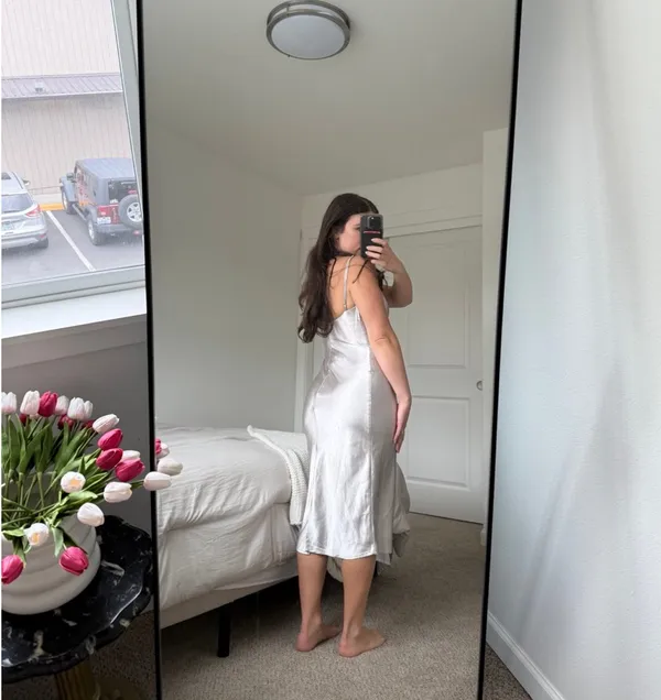 Boutique Satin dress size 2 - Image 6