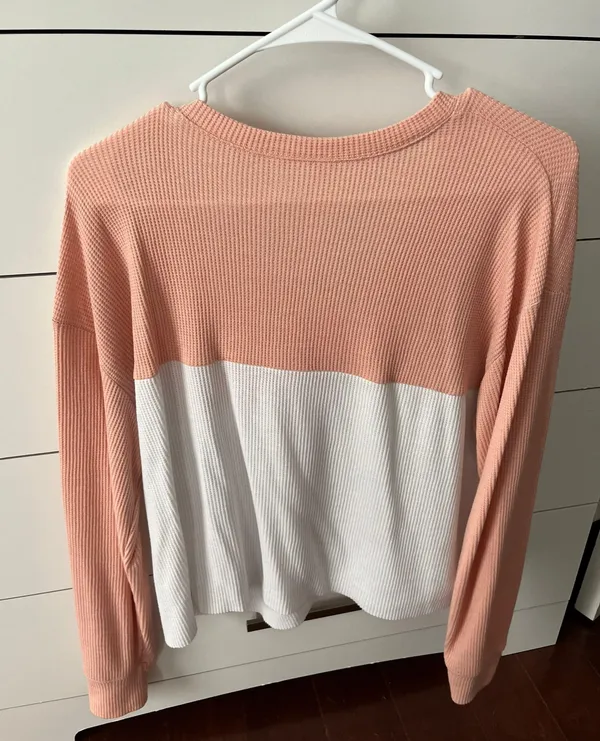 Hollister Long Sleeve - Image 2
