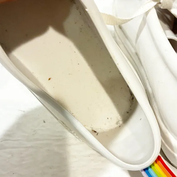 Mel dreamed by Melissa White Rubber White Glossy Shoes‎ w/ Rainbow Tabs Size 7 - Image 5