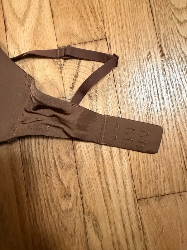 Skims Wireless Form T-Shirt Demi Bra | Jasper - Image 5