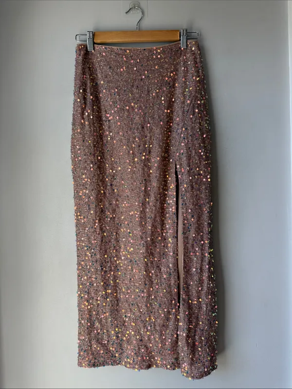 NWT Lulu's Sequin Pink Maxi Skirt Side Slit - Image 2